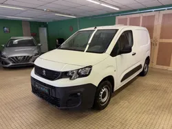 Peugeot PARTNER STANDARD 650KG BLUEHDI 75CH PREMIUM 3 places PRIX TTC
