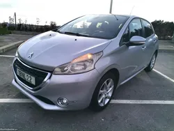 Peugeot 208 1.2 VTi Access