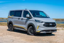 Ford Transit Custom TRAIL 170cv BVA8 4x4 PAS DE MALUS - NEUF - 5/7 places modulables AVENTOURER RHINO (Type VW 4 Motion Multivan, Caravelle, California, Tourneo)