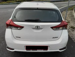 Toyota Auris 1.4 D-4D Comfort c/ A/C - 5 Lugares - NACIONAL - C/ GARANTIA