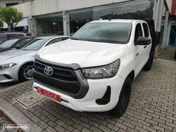 Toyota Hilux 2.4 D-4D 4WD CD CH