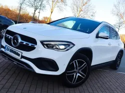 Mercedes-Benz GLA 200 GLA 200d 8G-DCT