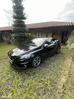 Volvo V40 D2 R Design