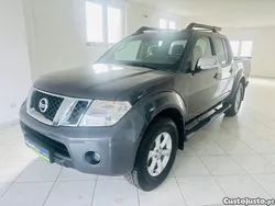 Nissan Navara 2.5 dCi 190cv 4x4 5 lugares