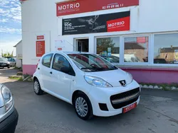 Peugeot 107 1l ess 68cv
