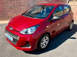 HYUNDAI i10 1.0 67 ch – 2018 – 7 900 km – Garantie 12 mois