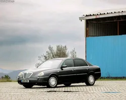 Lancia Thesis 5cil 2.0 185cv nacional