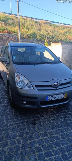 Toyota Corolla Versos R6