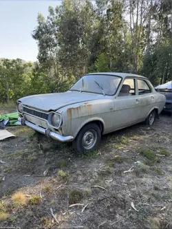 Ford Escort De Luxe