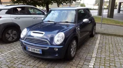 MINI Cooper S Versão Checkmate