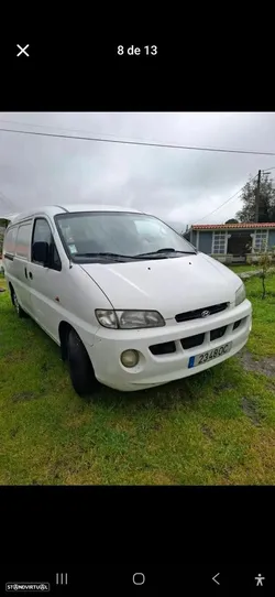 Hyundai H-1 Starex