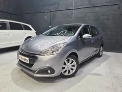 Peugeot 208 HDi 100ch Active 5portes 2places 1er Main La TVA est récupérable sur ce véhicule