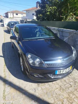 Opel Astra GTC 1.3 CDTI