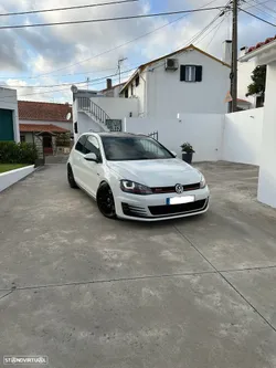 VW Golf 2.0 TSi GTi DSG Performance