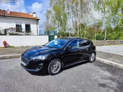 Ford Focus Vignale hatchback