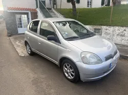 Toyota Yaris 5 portas