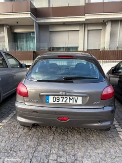 Peugeot 206