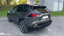 Toyota RAV4 2.5 HDF Plug-in Square Co.AWD-i