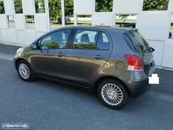 Toyota Yaris 1.33 VVT-i High Pack MM