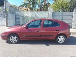 Renault Mégane 99 gasolina impecável