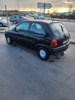 Opel Corsa 1.0 bom estado motor novo 87 milkm