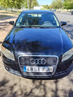 Audi A4 Sedan