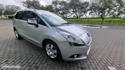 Peugeot 5008 1.6 HDi 7L Allure J17
