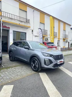 Peugeot 2008 1.2 PureTech Allure