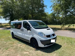 Minibus renault trafic ( top auto )