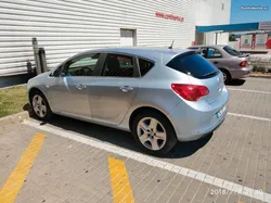 Opel Astra 1.6 CDTi Cosmo S/S