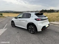 Peugeot e-208 50 kWh GT