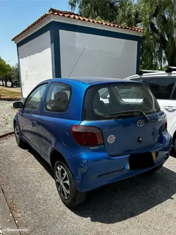 Toyota Yaris 1.0 Base