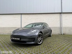 Tesla Model 3 Standard Range Plus RWD