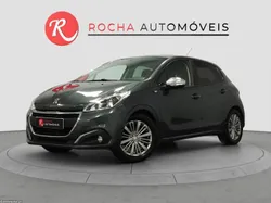 Peugeot 208 1.2 PureTech Signature