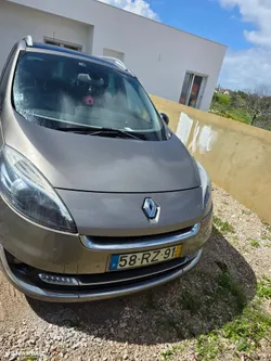 Renault Grand Scénic Energy dCi 130 Start & Stop Bose Edition