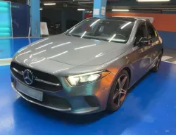 Mercedes-Benz A 180 180d Sedán 7G-DCT