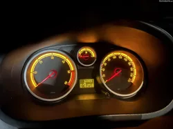 Opel Corsa Blak edition