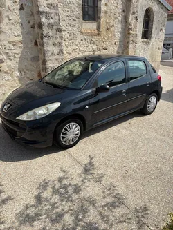 PEUGEOT 206+ 1.1 i 60 cv Garantie 3 mois