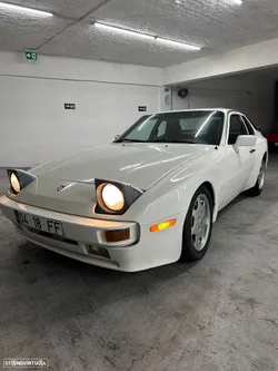 Porsche 944 Standard