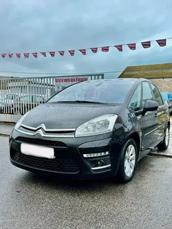 Citroën c4 picasso 1.6 hdi 110 cv 6 cv exclusive gps toute options 5 places 206823 km croche attelage