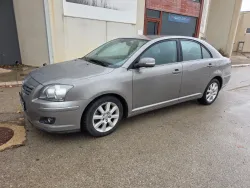 TOYOTA Avensis 2.2D-4D Clean Power Executive