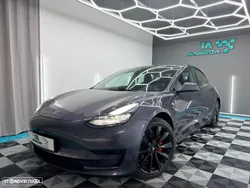 Tesla Model 3 Tração Traseira