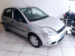 Ford Fiesta 1.4 Tdci CAIXA AUTOMÁTICA