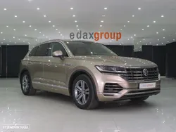 VW Touareg 3.0 TDI V6 Elegance Plus