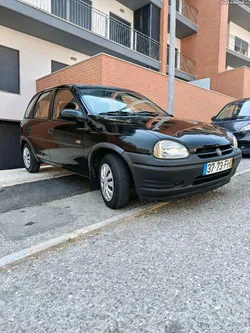 Opel Corsa 1.2 gasolina em bom estado !!! Negociável