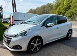 Peugeot 208 (2) 1.2 puretech 110 s&s feline 5p