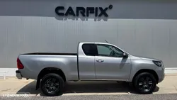 Toyota Hilux 2.4 D-4D 4WD CE Trial