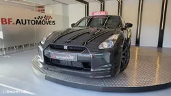 Nissan GT-R