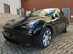 Tesla Model Y RWD