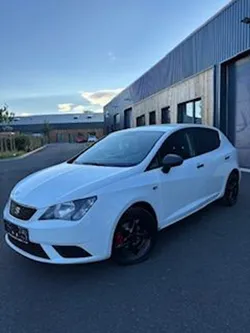 Seat ibiza 1.2 TSI 1er main 137110km excellent état